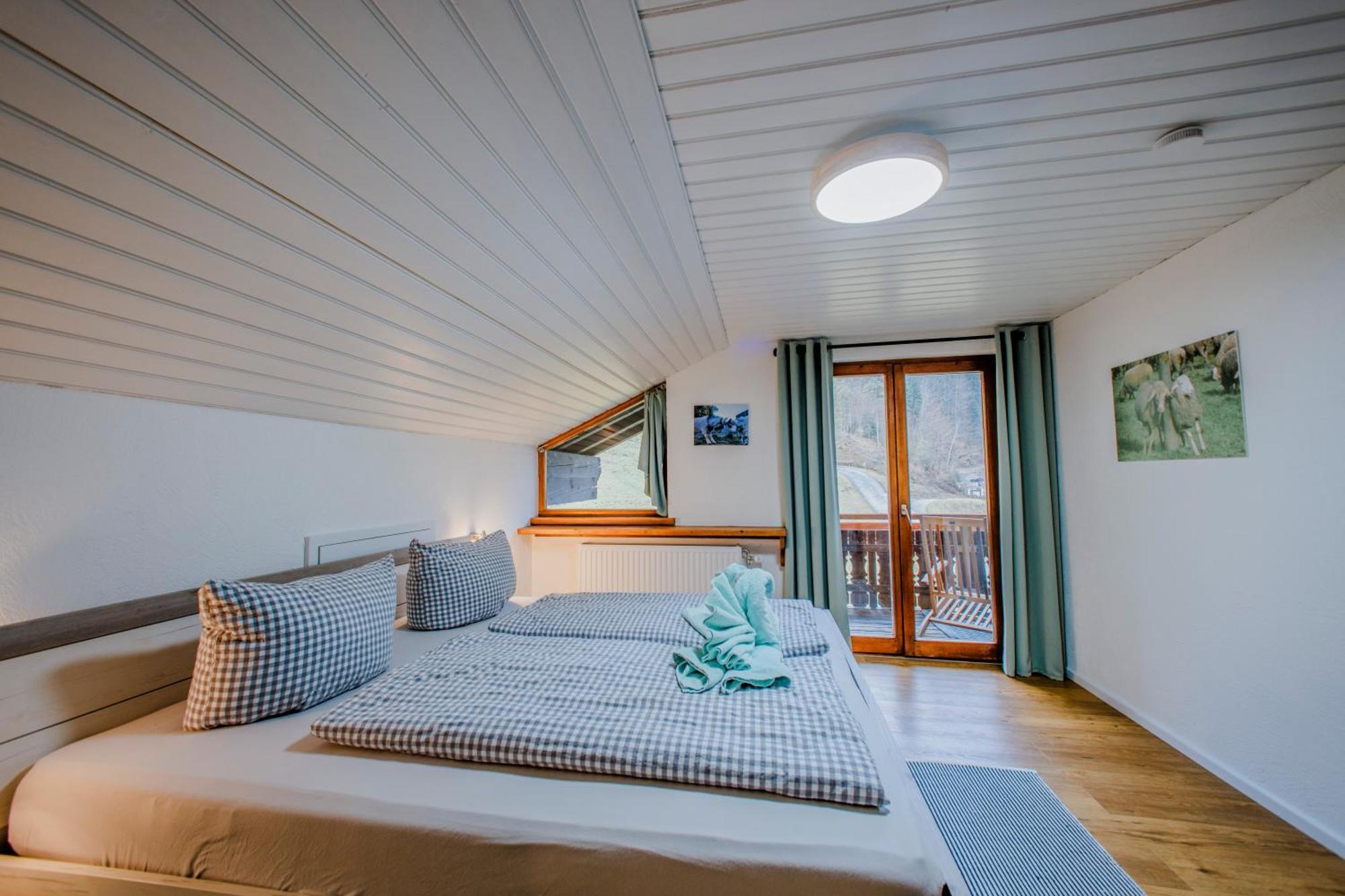 Ferienhaus Am Berg اوبرستوفن الغرفة الصورة
